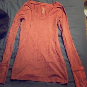 Maroon long sleeve vneck