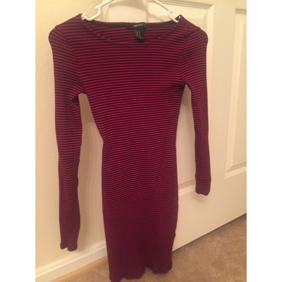 Forever 21 Red/navy blue striped body con dress