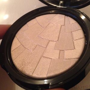 Anastasia illuminator