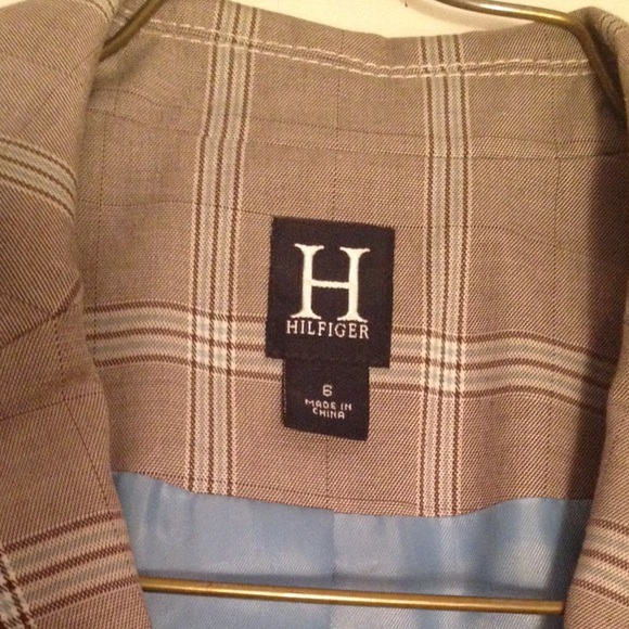NWOT Tommy Hilfiger brown/blue/taupe plaid blazer - Picture 2 of 4