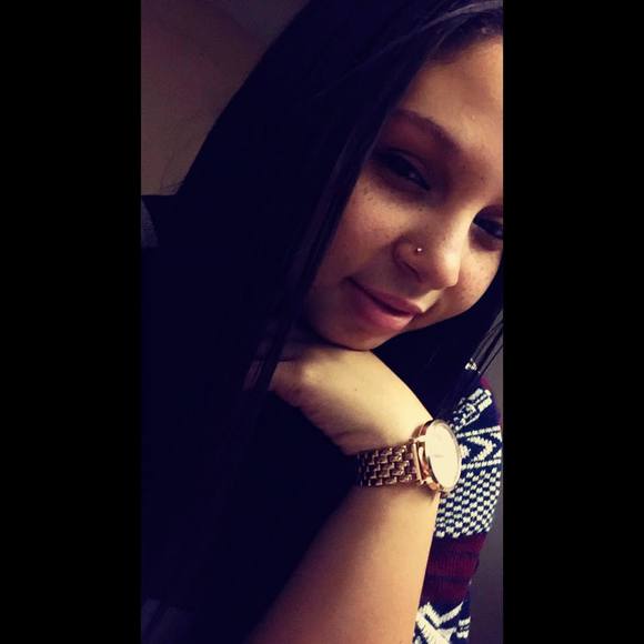 Meet your Posher, Nyeshaa - Picture 1 of 1