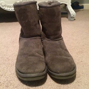 Grey short ugg boots