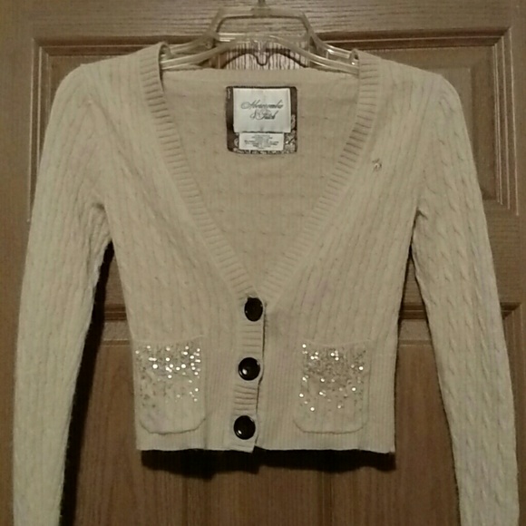 Abercrombie Sweater Cardigan ***REDUCED***