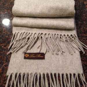 Loro Piana Grande Unita Cashmere Scarf