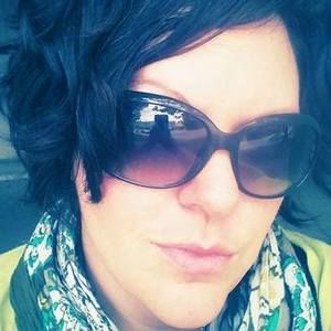 Meet your Posher, Carrie