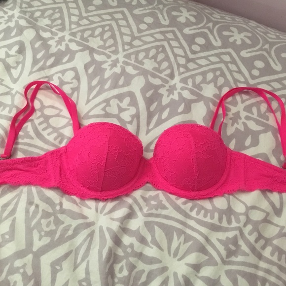 VS Pink Pink Strapless Bra