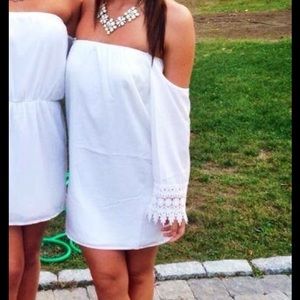 Tobi long sleeved white dress