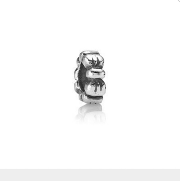2x retired bow spacers - pandora