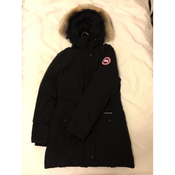 [SOLD!]Canada Goose Trillium Parka - Black, Small - Picture 1 of 1