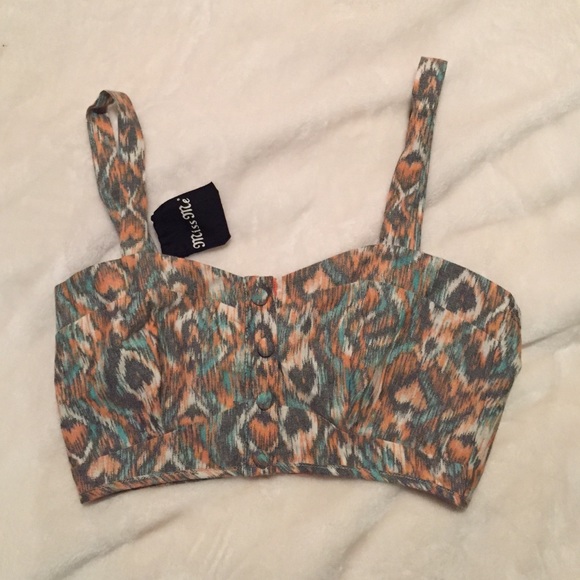 Crop top