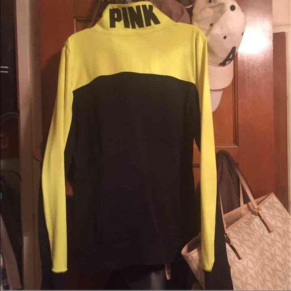 VS Half Zip