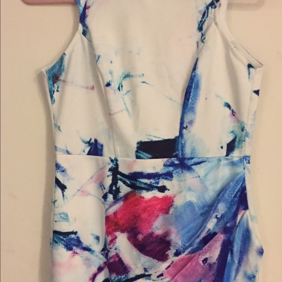 NWT Cocktail party dress - Adorable and flattering