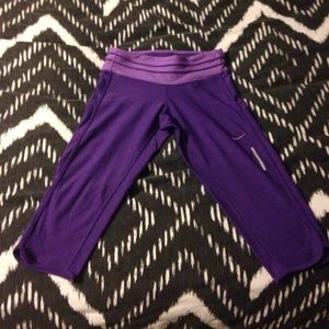 Nike dry fit capris