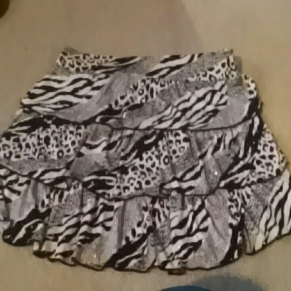 Sparkling animal print