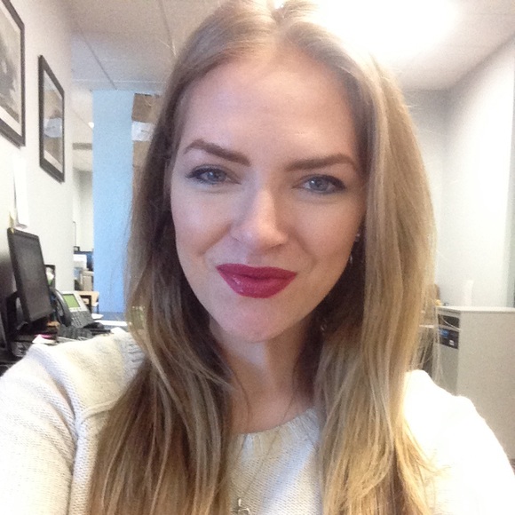 Meet your Posher, Arielle - Picture 3 of 3