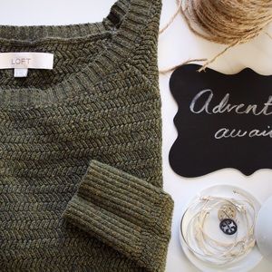 LOFT Speckled green sweater