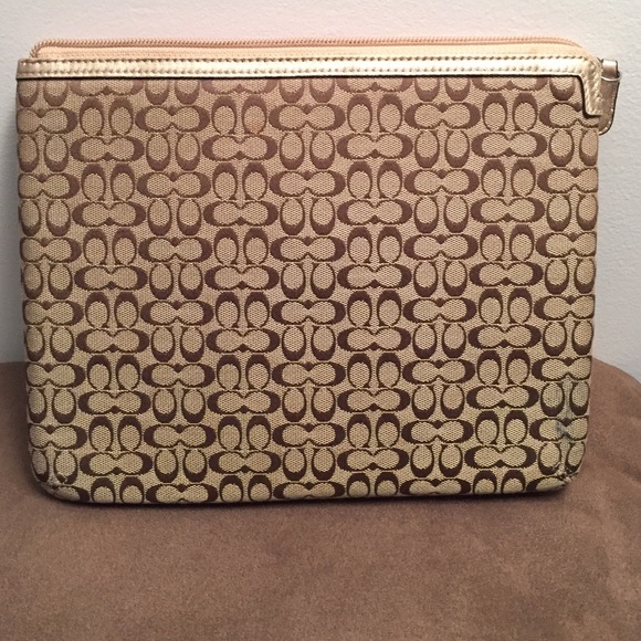-ON HOLD- AUTHENTIC COACH IPAD CASE.