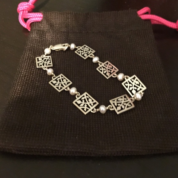 Sterling silver bracelet with small pearls!