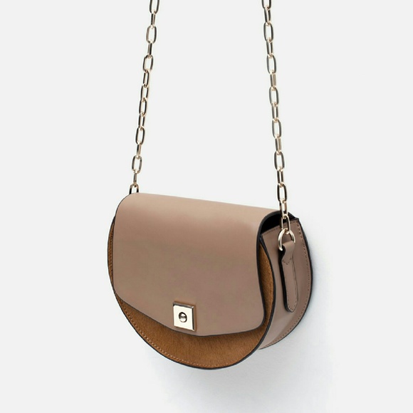 🎉 HOST PICK 🎉 Zara mini messenger bag (8437) - Picture 3 of 8