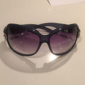 Gucci buckle side sunglasses