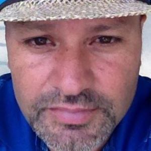 Meet your Posher, Carlos