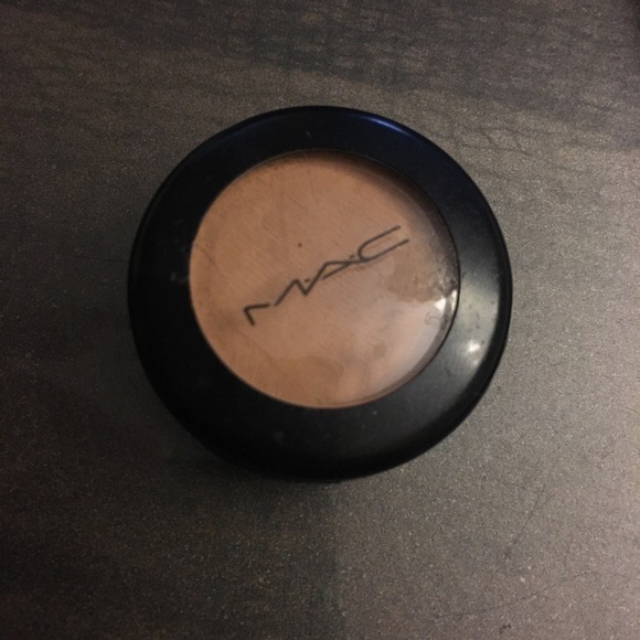 Mac studio finish concealer in shade NC35