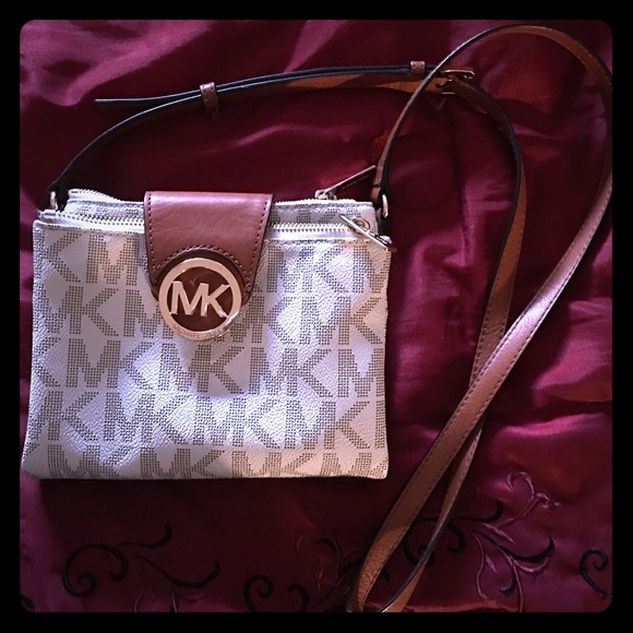 Authentic Michael Kors Crossbody Purse