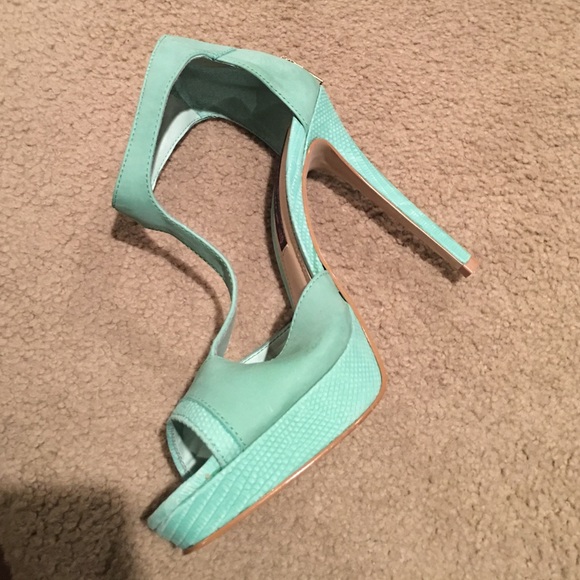 Green sherbet colored platform toe out pumps