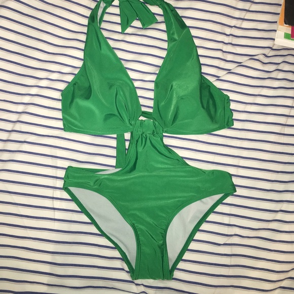 Bathing suit - Picture 2 of 2