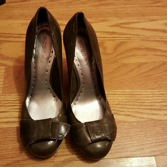 BCBG shoes