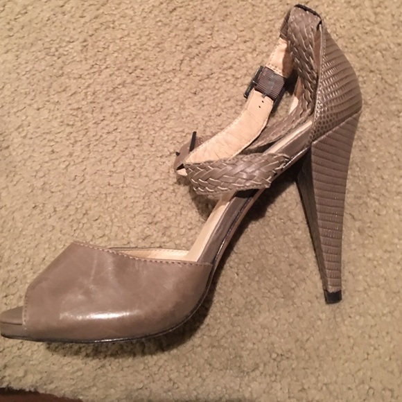 Taupe toe out leather strapped shoes