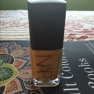 Nars Liquid Foundation