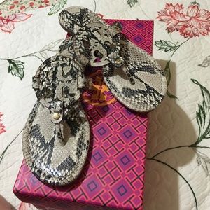 Size 6.5 new with box Tory burch sandals