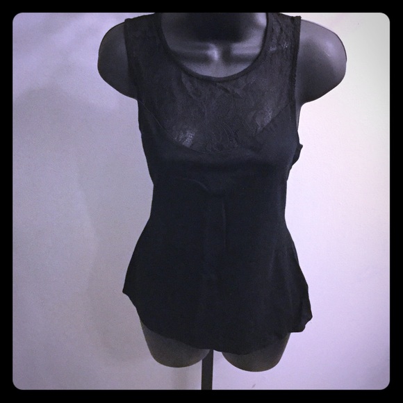 Black lace express top