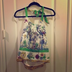 Odille size 6 halter top