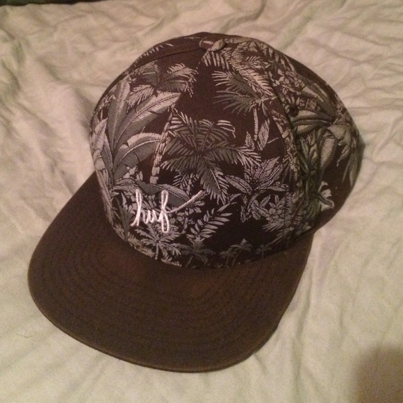 HUF floral snapback