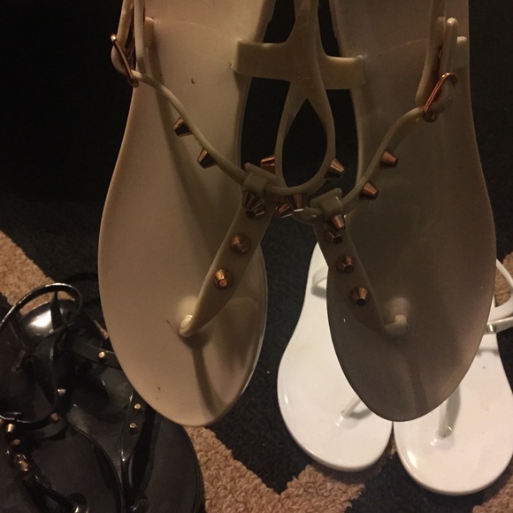 Express sandal bundle - Picture 2 of 4
