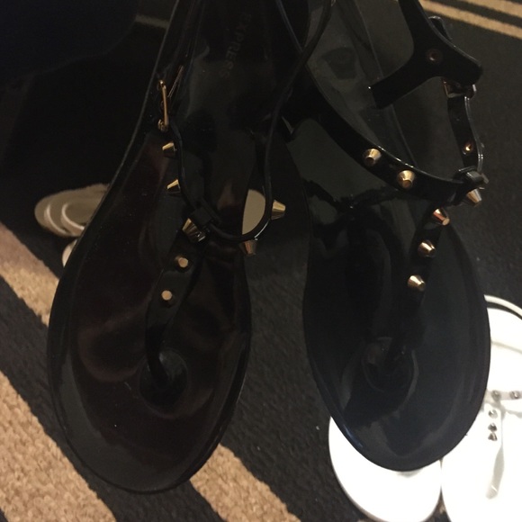 Express sandal bundle - Picture 3 of 4