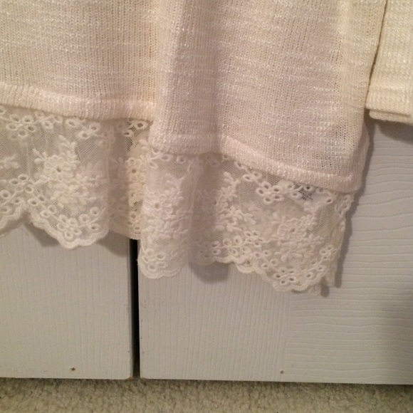 H&M SHIRT - Picture 2 of 3