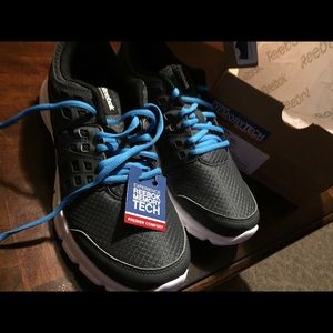 NWT Reebok tennis shoes