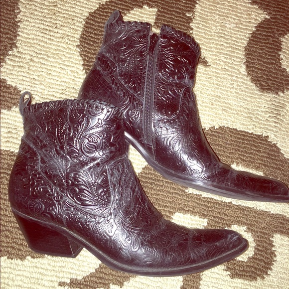 gianni bini embossed black leather cowboy boots