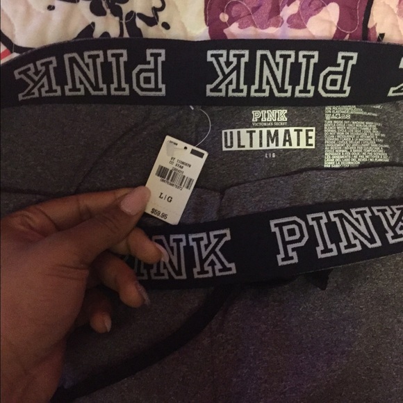 Sold ✋🏽✋🏽✋🏽 - Picture 3 of 3