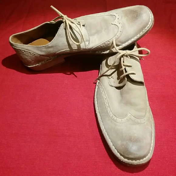 Men's Suede Wingtip style shoes