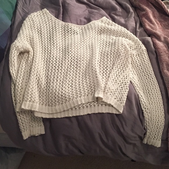 Apt 9 long sleeve crotchet sweater