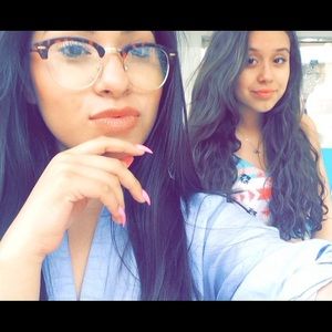 Meet your Posher, Elizabeth