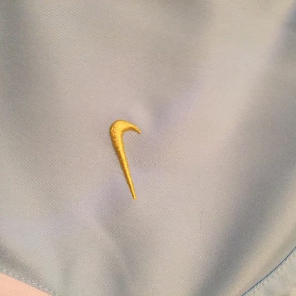 Nike Womens Track Jacket, size Medium - Picture 3 of 4