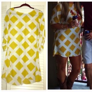 Cute patterned dress!