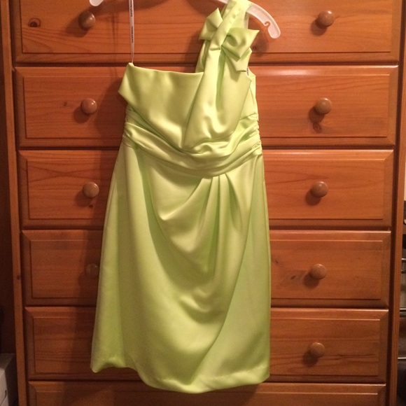 One-Shoulder Lime Green Cocktail Dress