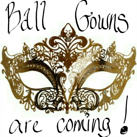 Ball gowns, evening dresses, & formals!