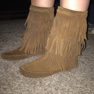 Minnetonka 3 layer fringe boot.
